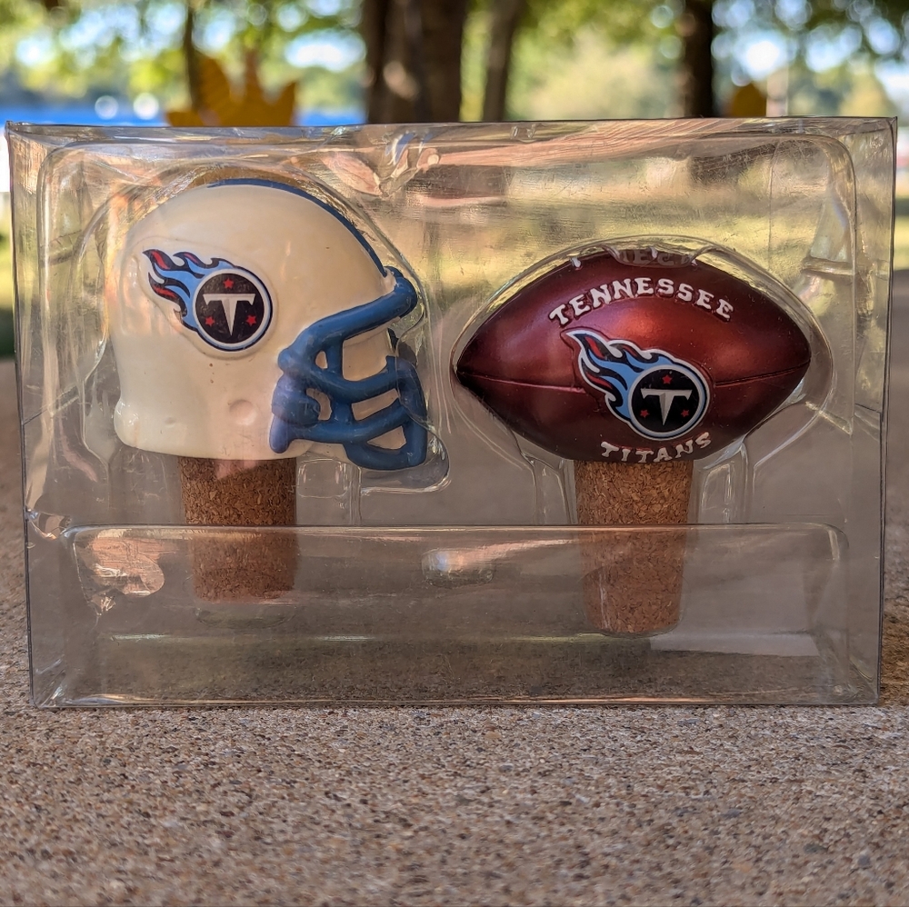 TN Titans Bottle Stoppers In Box